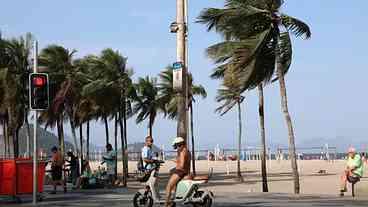 Municípios terão de justificar gestão das praias