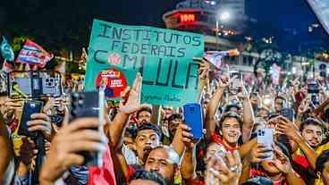 Subiu o sarrafo da luta política 