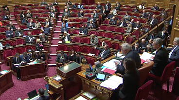 Senado da França aprova em segundo turno reforma da Previdência