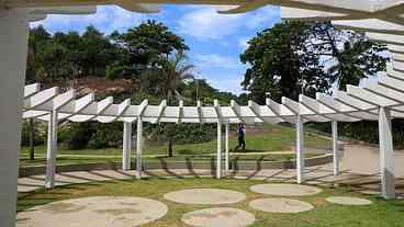 Prefeitura entrega reforma do Parque Garota de Ipanema, no Arpoador