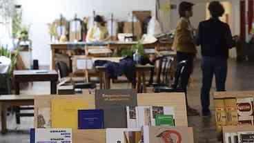 Espaço de cultura judaica reabre biblioteca em SP