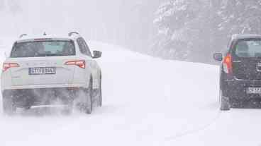 Intensa nevasca provoca caos em partes da Alemanha