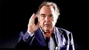 Oliver Stone denuncia atuação dos Estados Unidos na prisão do ex-presidente Lula