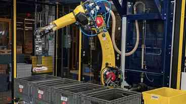 Amazon apresenta robô inteligente que agiliza processo de separação de produtos