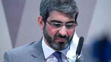 CPI da Covid ouve presidente da ANS e o questiona sobre escândalo da Prevent Senior