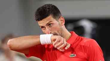 Veto a russos em Wimbledon é um erro, diz Novak Djokovic