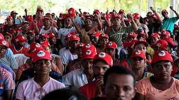 MST chega aos 40 anos renovado e com metas definidas a cumprir