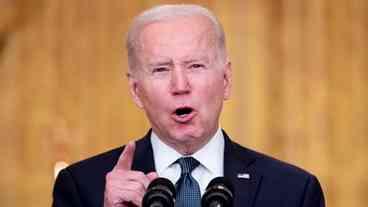 Joe Biden volta a ameaçar Rússia com sanções em caso de invasão