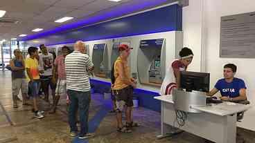 Bancos fecham no carnaval e reabrem na Quarta-feira de Cinzas