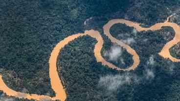 Forças Armadas combatem garimpo ilegal na Terra Indígena Yanomami