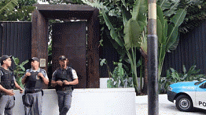 hotel_assalto-300x168.gif