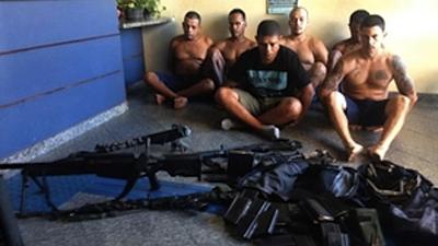 policiario1.jpg