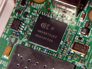 hightech_WLAN_chipset-300x225.jpg