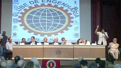 requia-CC-83o.jpg