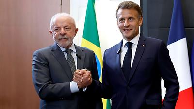 lula-evian.jpg