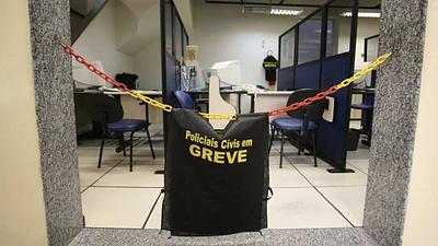 policiais.jpg
