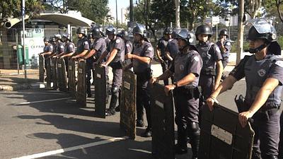 policiaismanifestacao.jpg
