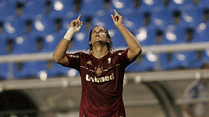 rafael-moura-flu1-300x168.gif