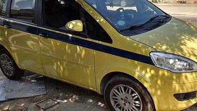 taxi-1.jpg