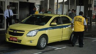 taxis.jpg