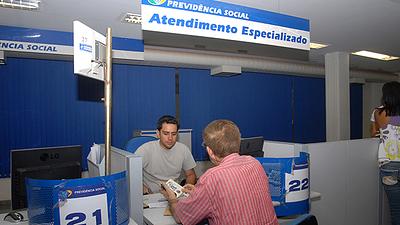 aposentados-abr.jpg