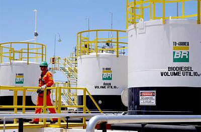 petrobras-tanques.jpg