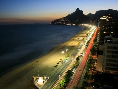 ipanema-beach-rio-de-janeiro_30738_990x742-e1295955904318.jpg