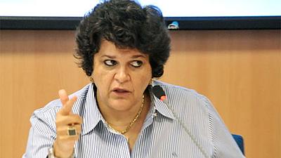 izabellateixeira.jpg