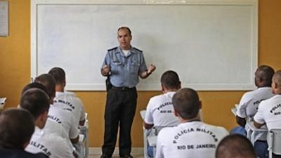 policia15.jpg