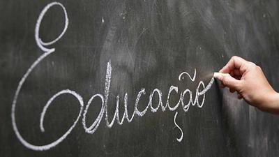 educacao-13-42-46.jpg