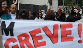 grevesaopauloeducacao.jpg