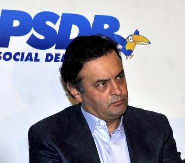 aecio-chateado.jpg