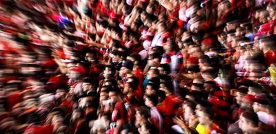 6nov2013-imagem-mostra-a-torcida-do-flamengo-durante-as-semifinais-da-copa-do-brasil-1383846903711_615x300.jpg