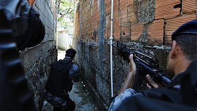 policia12.jpg