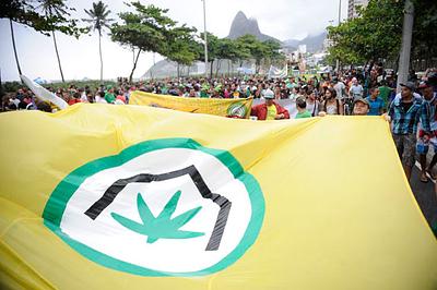 914007-marcha_maconha__1.jpg