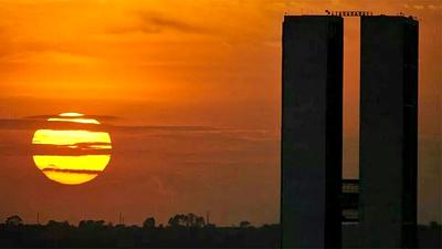 por-do-sol-bsb.jpg