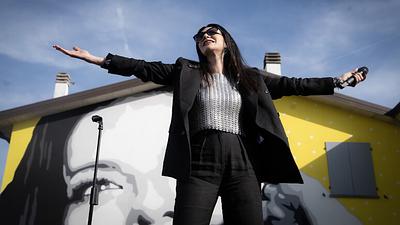 laurapausini.jpg