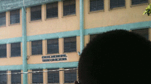 escola-tiroteio-300x168.gif