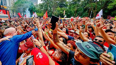 Lula-na-Paulista.jpg
