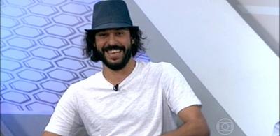 gabriel-o-pensador-atua-como-comentarista-em-transmissao-da-globo-na-liga-dos-campeoes-1365625338335_615x300.jpg