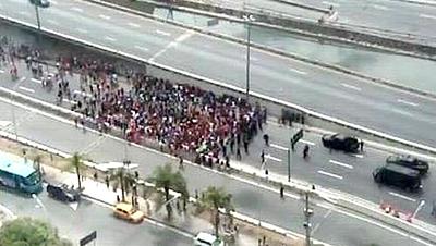 garis-manif.jpg