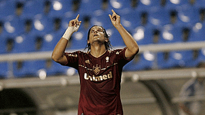 rafael-moura-flu.gif