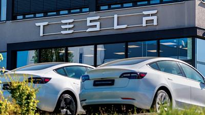 tesla.jpg