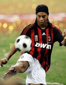 ronaldinho-1-234x300.jpg
