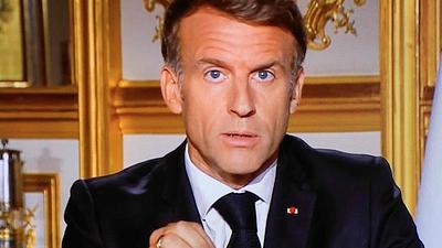 macron-1.jpg