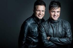 dupla-lucas-felipe-foram-os-vencedores-do-festival-sertanejo-do-sbt-1378934912964_300x200.jpg