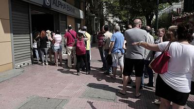 Gregos-Banco-Reuters.jpg