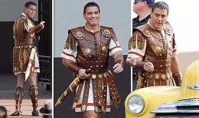 George-Clooney-Caesar-543919.jpg