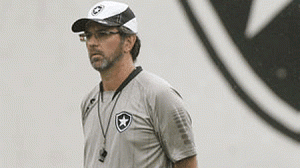 caiojunior-bota-300x168.gif