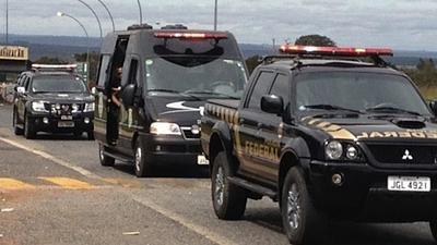 policia12.jpg